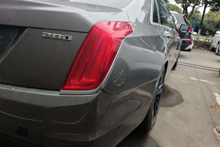 凯迪拉克CT6 2016款 28T 时尚型车身外观9