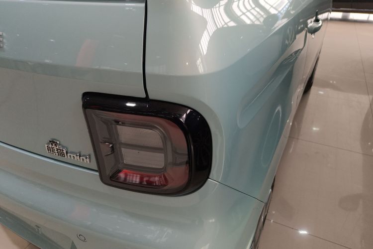 吉利银河 2024款 熊猫mini 200km 耐力熊车身外观6006