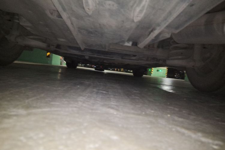 丰田 雷凌 2017款 改款 185T CVT精英版 国VI局部细节9009