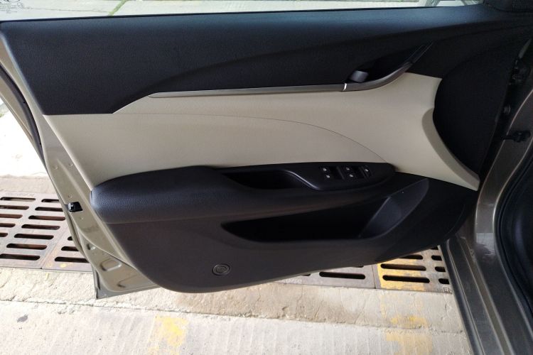 别克 英朗 2021款 典范 1.5L 自动精英型中控内饰7007