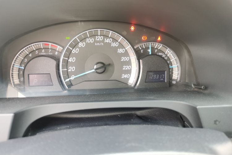 丰田 凯美瑞 2012款 骏瑞 2.0S 耀动版中控内饰15