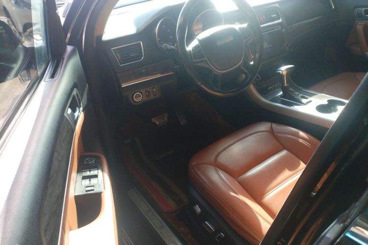 哈弗H8 2015款 2.0T 两驱精英型中控内饰20