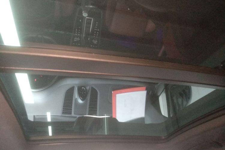 保时捷 2022款 Macan 2.0T中控内饰22