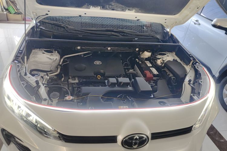 丰田 威兰达 2024款 2.0L CVT两驱领先版机舱底盘24