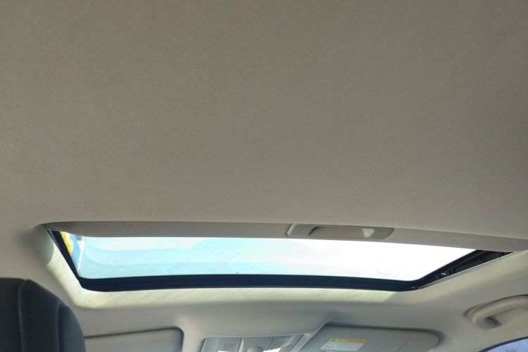 名爵 锐腾 2015款 2.0TGI TST豪华版中控内饰22