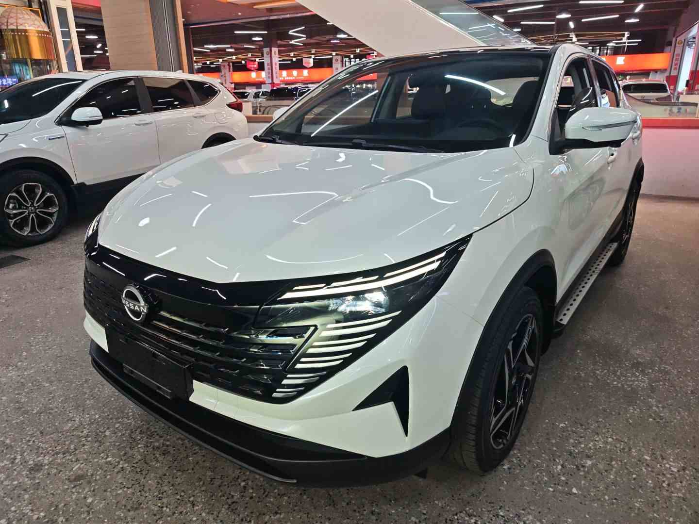 日产 逍客 2025款 荣誉 2.0L CVT XV+领先版(2)
