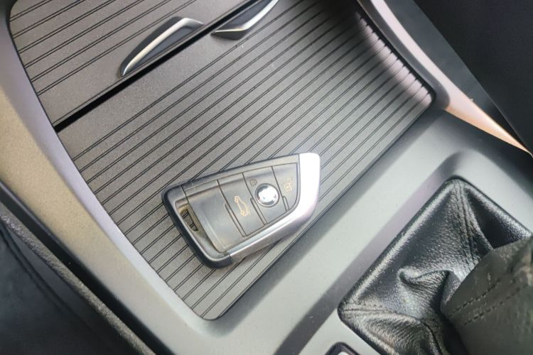 宝马X1 2016款 sDrive18Li 时尚型中控内饰7001