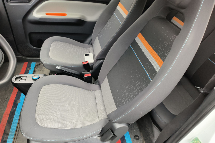 五菱汽车 宏光MINIEV 2022款 轻松款 磷酸铁锂中控内饰19