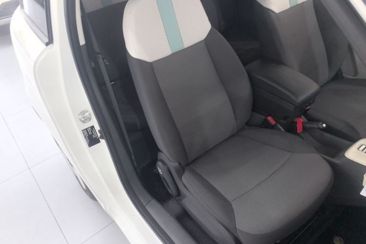 长安启源 长安Lumin 2022款 210km 香甜款局部细节41