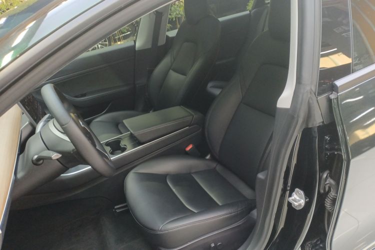 特斯拉 Model 3 2019款 标准续航后驱升级版局部细节19