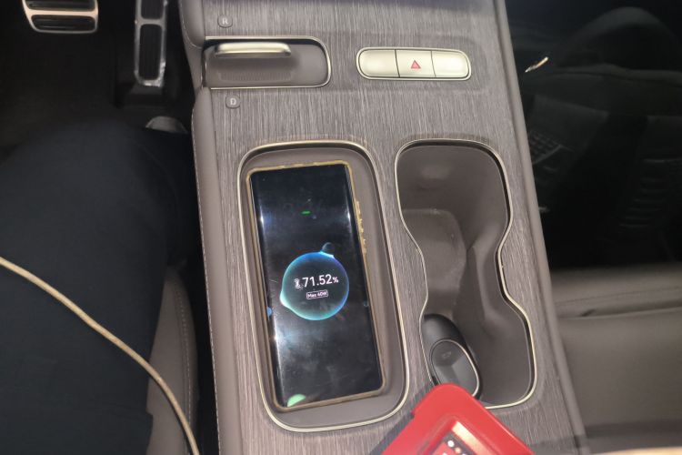 蔚来ES7 2022款 75kWh中控内饰18