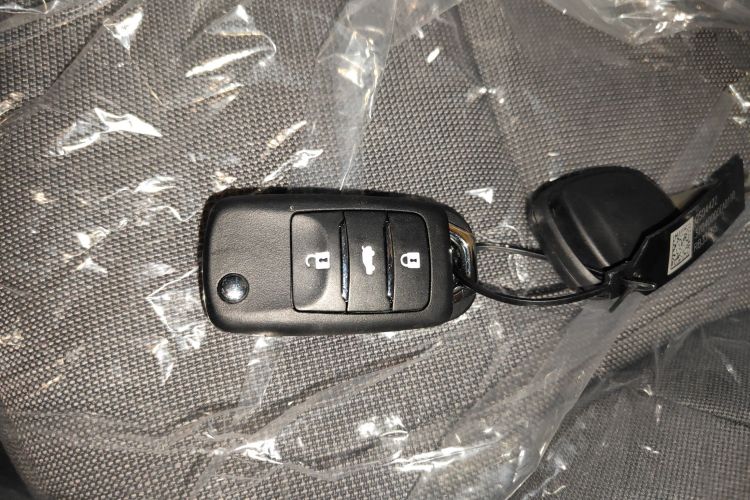 长安启源 长安Lumin 2025款 205km 香沁款中控内饰7001