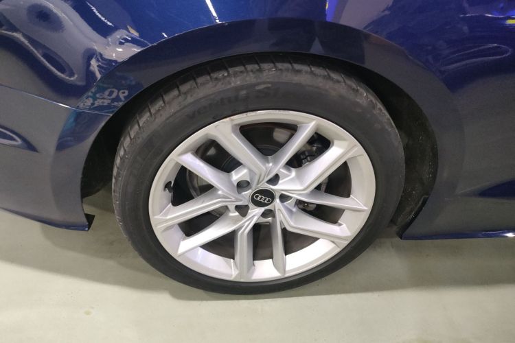 奥迪A5 2021款 Coupe 40 TFSI 时尚动感型车身外观6008