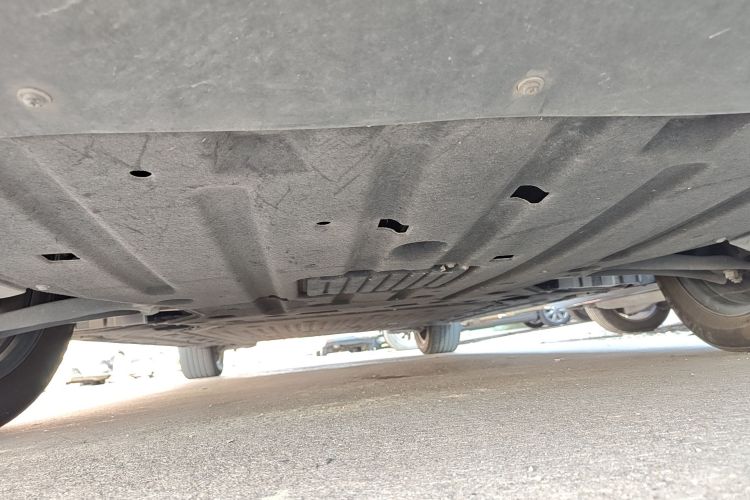 埃安 AION Y 2023款 Younger局部细节9008