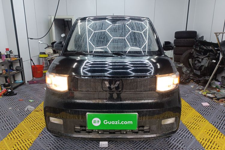 五菱汽车 宏光MINIEV 2022款 悦享款 磷酸铁锂车身外观2