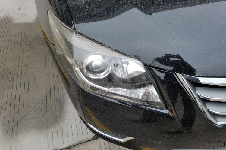 丰田 凯美瑞 2013款 200E 经典精英版车身外观8