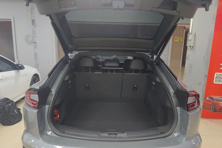 福特 蒙迪欧 2025款 2.0T EcoBoost E 混动 运动版 ST-Line局部细节23