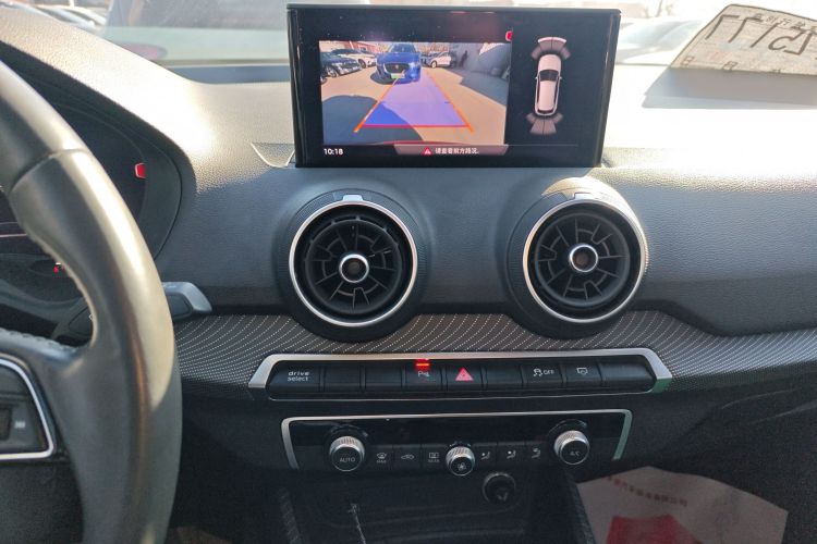 奥迪Q2L e-tron 2019款 Q2L e-tron 纯电智酷型中控内饰16