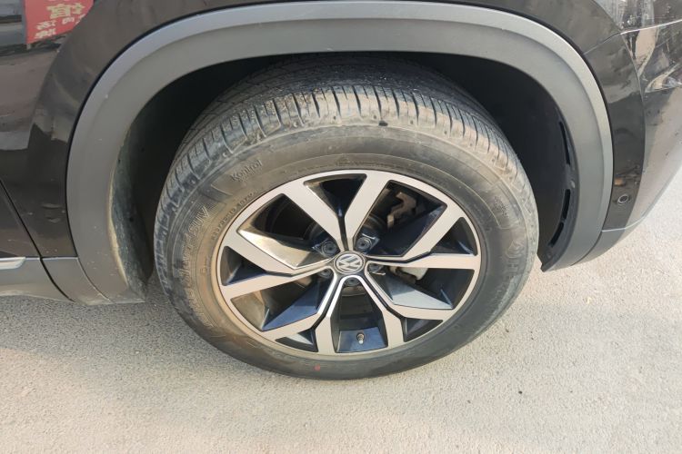 大众 途昂 2020款 330TSI 两驱豪华版 国V车身外观10