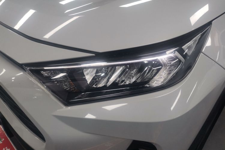 丰田 RAV4荣放 2020款 2.0L CVT两驱风尚PLUS版局部细节36