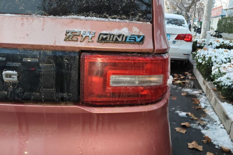 五菱汽车 宏光MINIEV 2020款 自在款 磷酸铁锂车身外观9