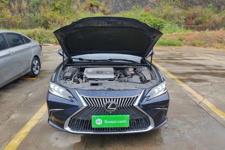 雷克萨斯ES 2020款 200 卓越版局部细节24