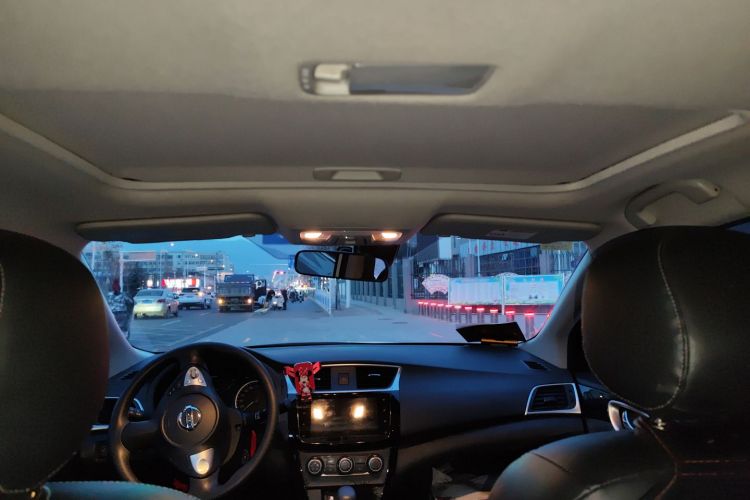 日产 轩逸 2021款 经典 1.6XL CVT豪华版中控内饰22