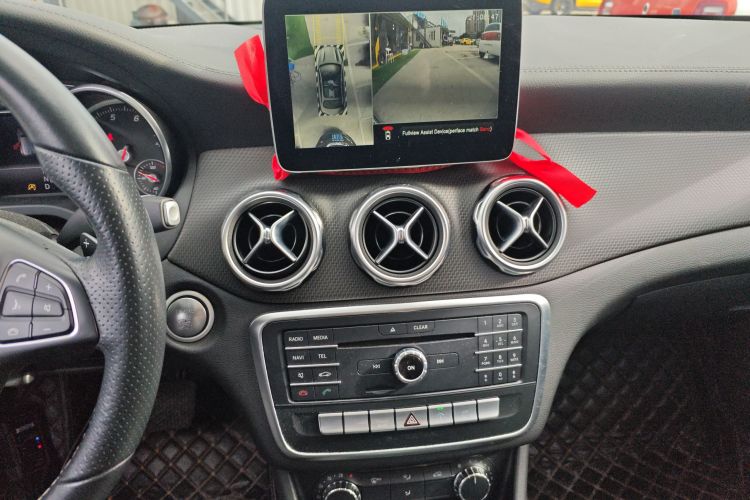 奔驰GLA 2017款 GLA 200 时尚型局部细节16