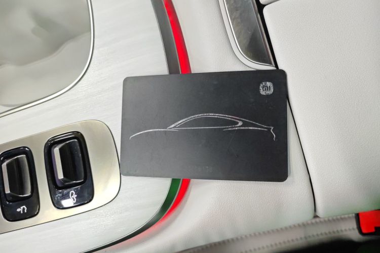 小米汽车 小米SU7 2024款 四驱超长续航高阶智驾Max版中控内饰7001