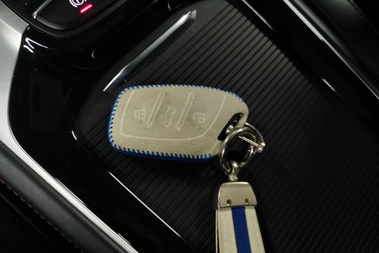 名爵HS 2019款 30T 自动两驱Trophy超燃版 国VI中控内饰7001