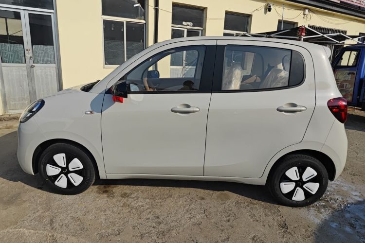 五菱汽车 宏光MINIEV 2025款 四门版 进阶款车身外观4