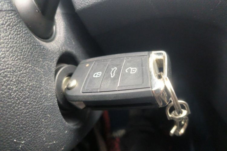 大众 凌渡 2021款 230TSI DSG风尚版中控内饰11