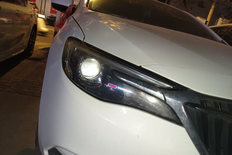 别克 英朗 2018款 15T 双离合精英型 国V车身外观8