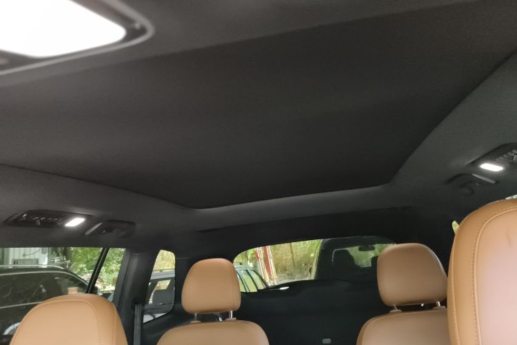 理想汽车 理想ONE 2021款 增程6座版中控内饰22