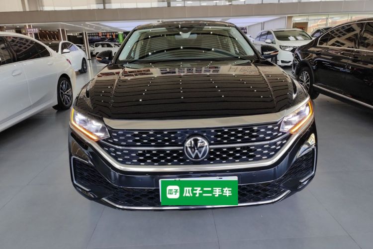大众 帕萨特 2022款 330TSI 星空豪华版车身外观2
