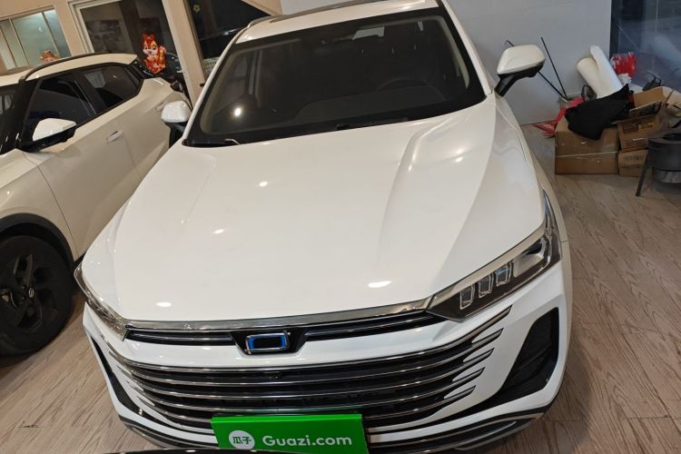 奔腾T77 2023款 1.5T 自动豪华型车身外观2