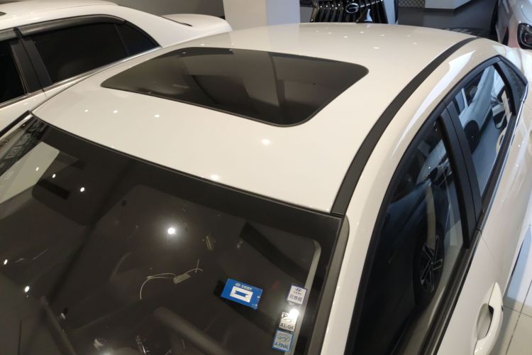 现代 伊兰特 2023款 1.5L CVT GLX精英版局部细节57