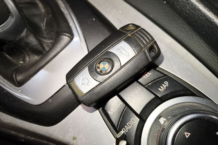 宝马X1 2014款 sDrive18i 领先型中控内饰11