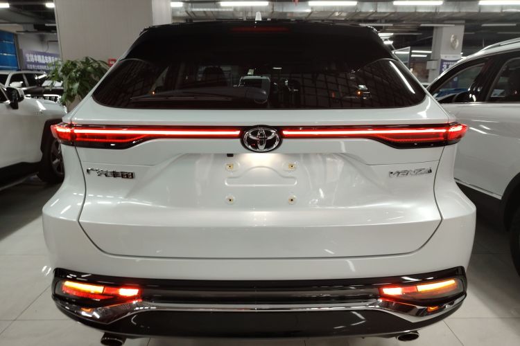 丰田 威飒 2023款 2.0L CVT两驱豪华版车身外观6