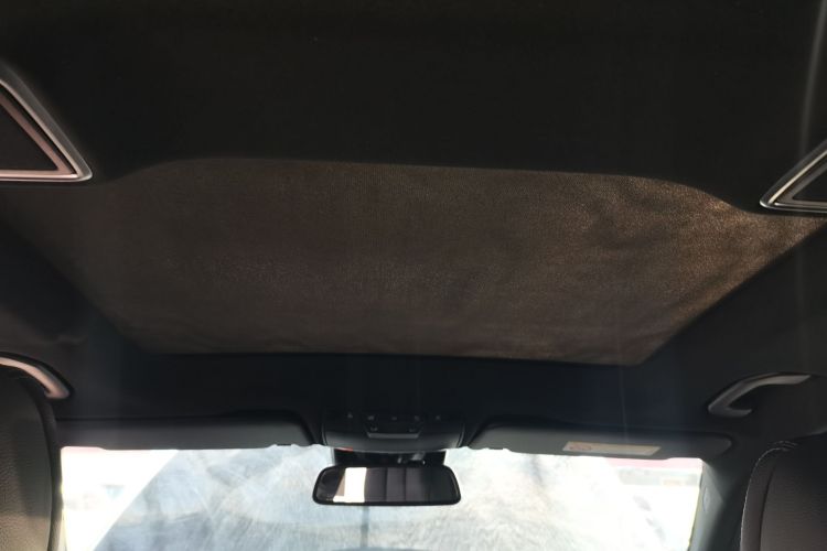 奔驰GLC 2019款 GLC 260 L 4MATIC 豪华型局部细节22