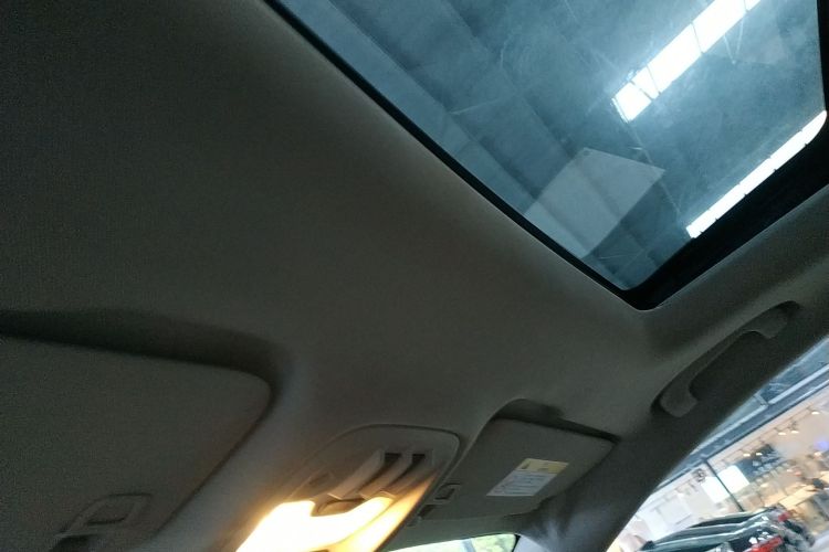 别克 凯越 2018款 15N CVT精英型局部细节22