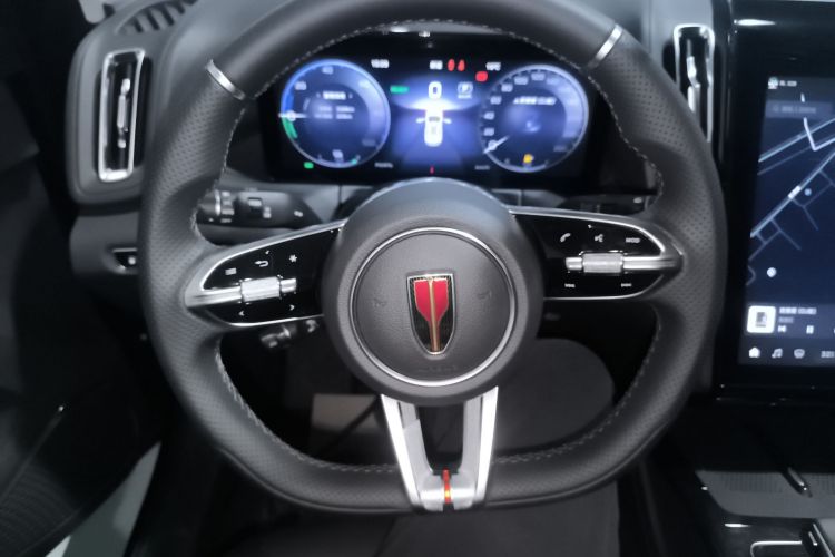 红旗HS3 PHEV 2024款 PHEV 115km 劲为版中控内饰13