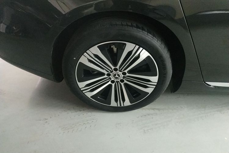 奔驰EQS 2022款 改款 450+ 先锋版车身外观6008