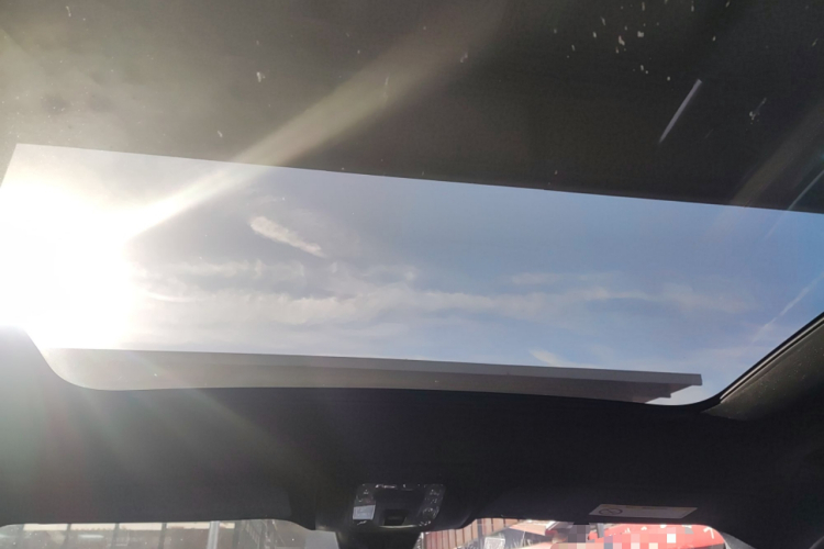 奔驰GLB 2022款 改款 GLB 200 动感型中控内饰22