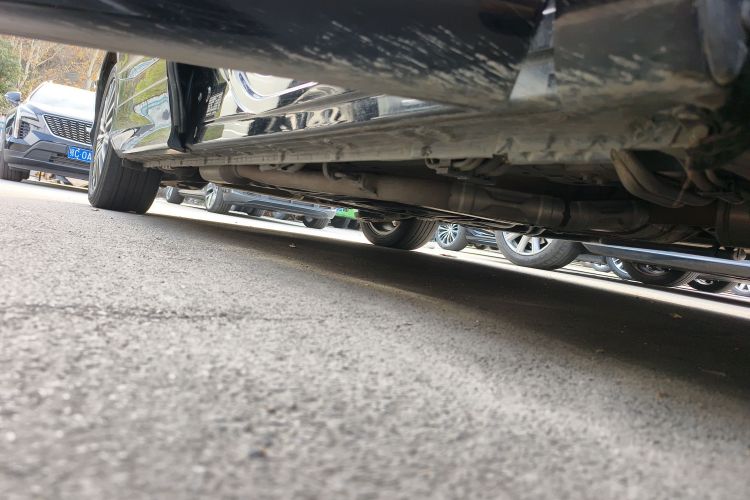 本田 艾力绅 2022款 2.0L e:HEV 豪华版局部细节9001