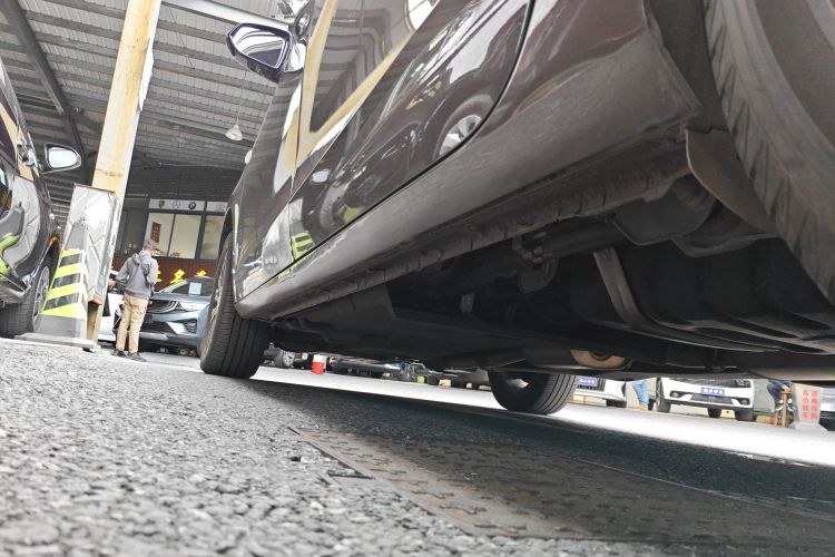 别克GL8 2021款 陆上公务舱 652T 舒适型局部细节9002