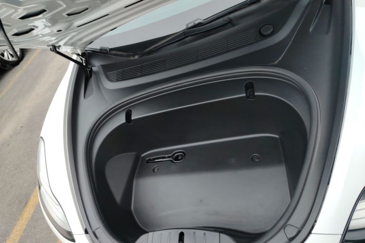 特斯拉 Model 3 2020款 改款 标准续航后驱升级版局部细节24