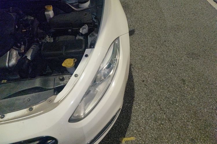 菲亚特 菲翔 2015款 1.4T 自动悦享版局部细节9007