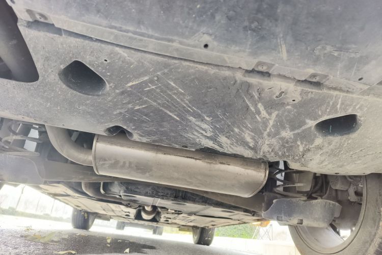 雪铁龙 凡尔赛C5 X 2021款 1.6T 耀不凡局部细节9009