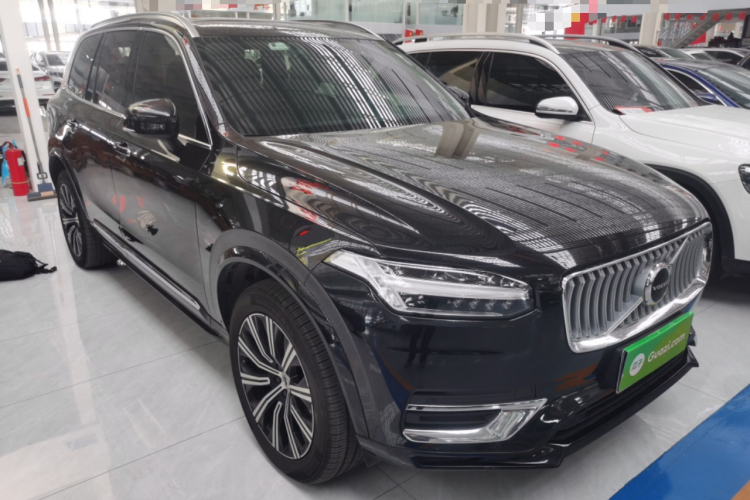 沃尔沃XC90 2023款 B6 智逸豪华版 7座车身外观6002
